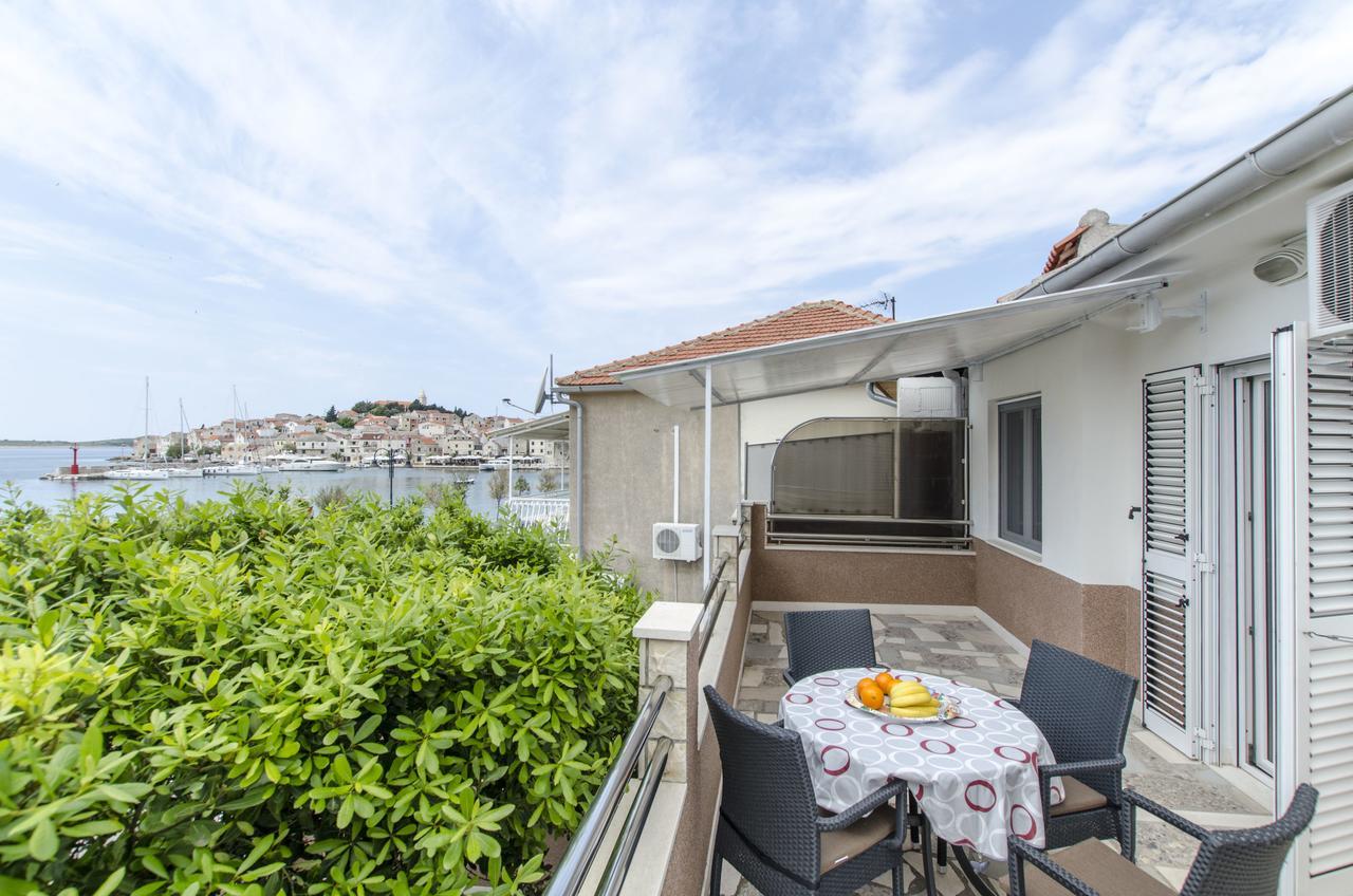 Apartment Danijela Primosten Luaran gambar