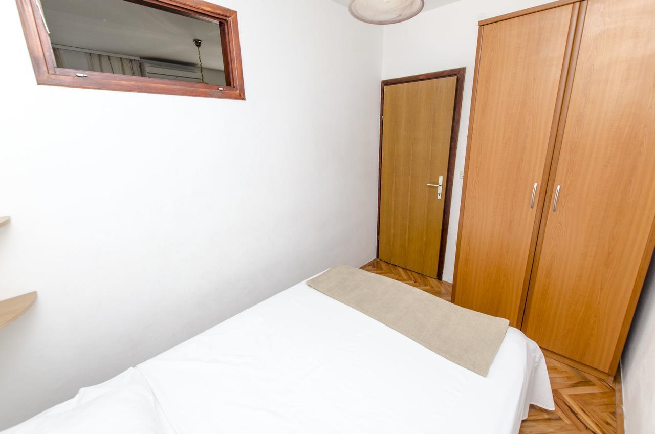 Apartment Danijela Primosten Luaran gambar