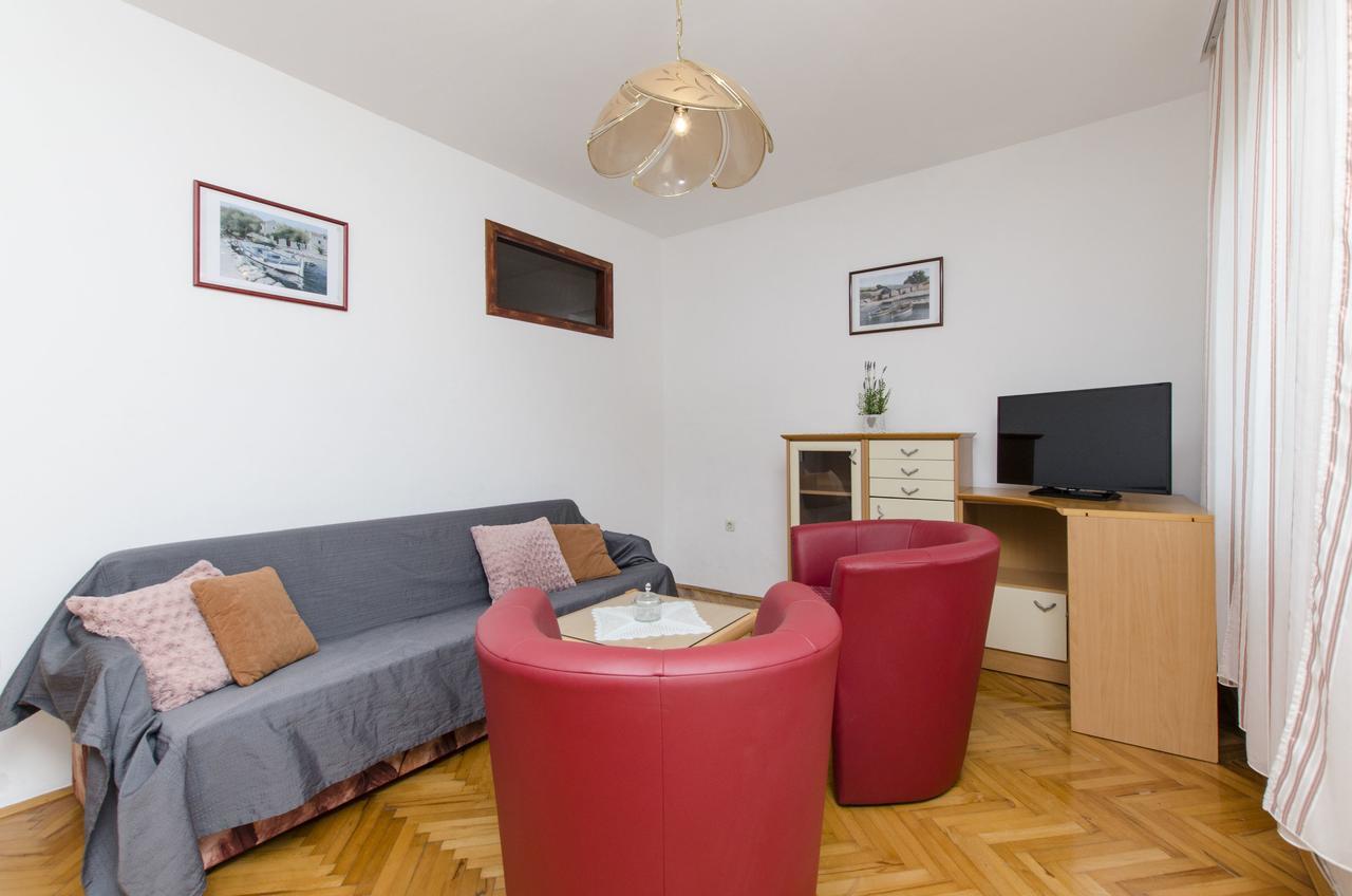 Apartment Danijela Primosten Luaran gambar
