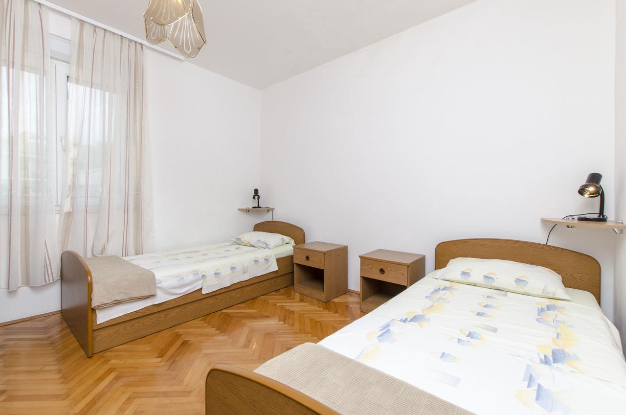 Apartment Danijela Primosten Luaran gambar